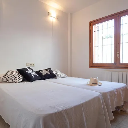 Casa Familiar Con Piscina Privada, A/c, Wifi Y Cerca De Playa Y Comercios - Es-325-21 *