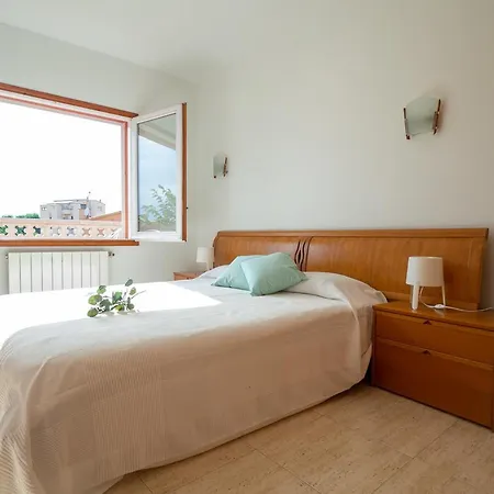 Casa Familiar Con Piscina Privada, A/c, Wifi Y Cerca De Playa Y Comercios - Es-325-21 *
